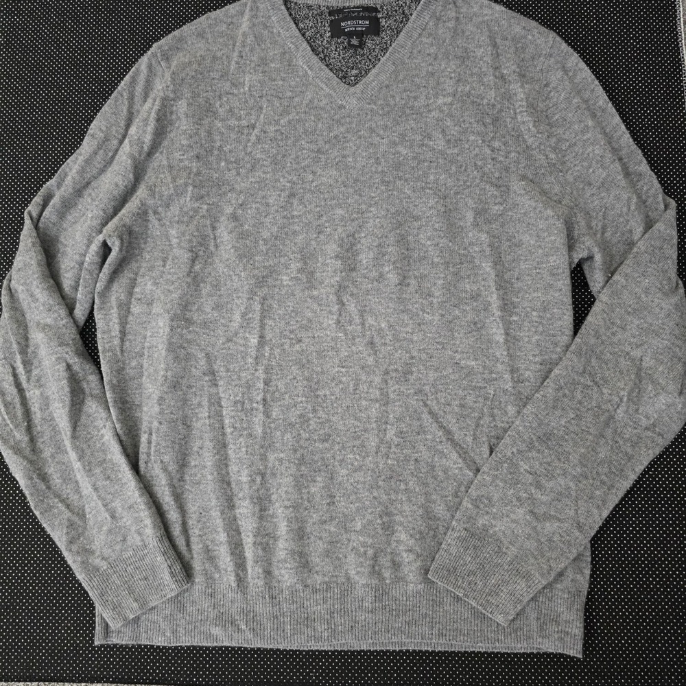 Nordstrom Mens Shop 100% Cashmere Sweater Gray V Neck‎ Pullover Large